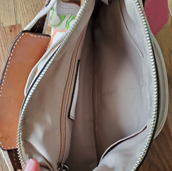 Coach Purse - Picture 5 of 6